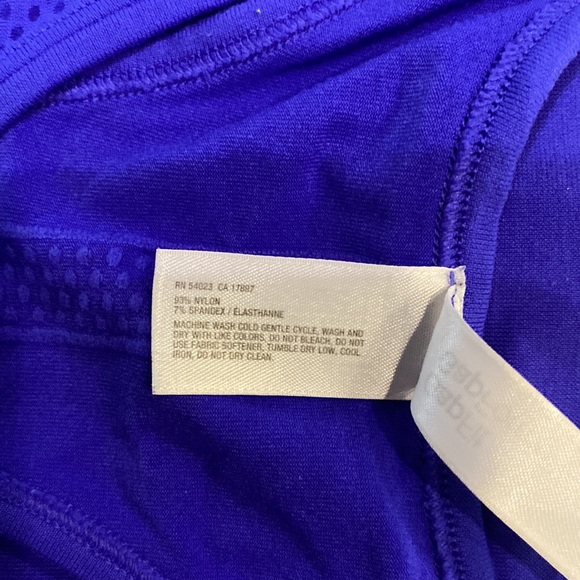 2 - GAP Grey workout Bra & Blue Workout Tank size X-Small - Picture 8 of 12